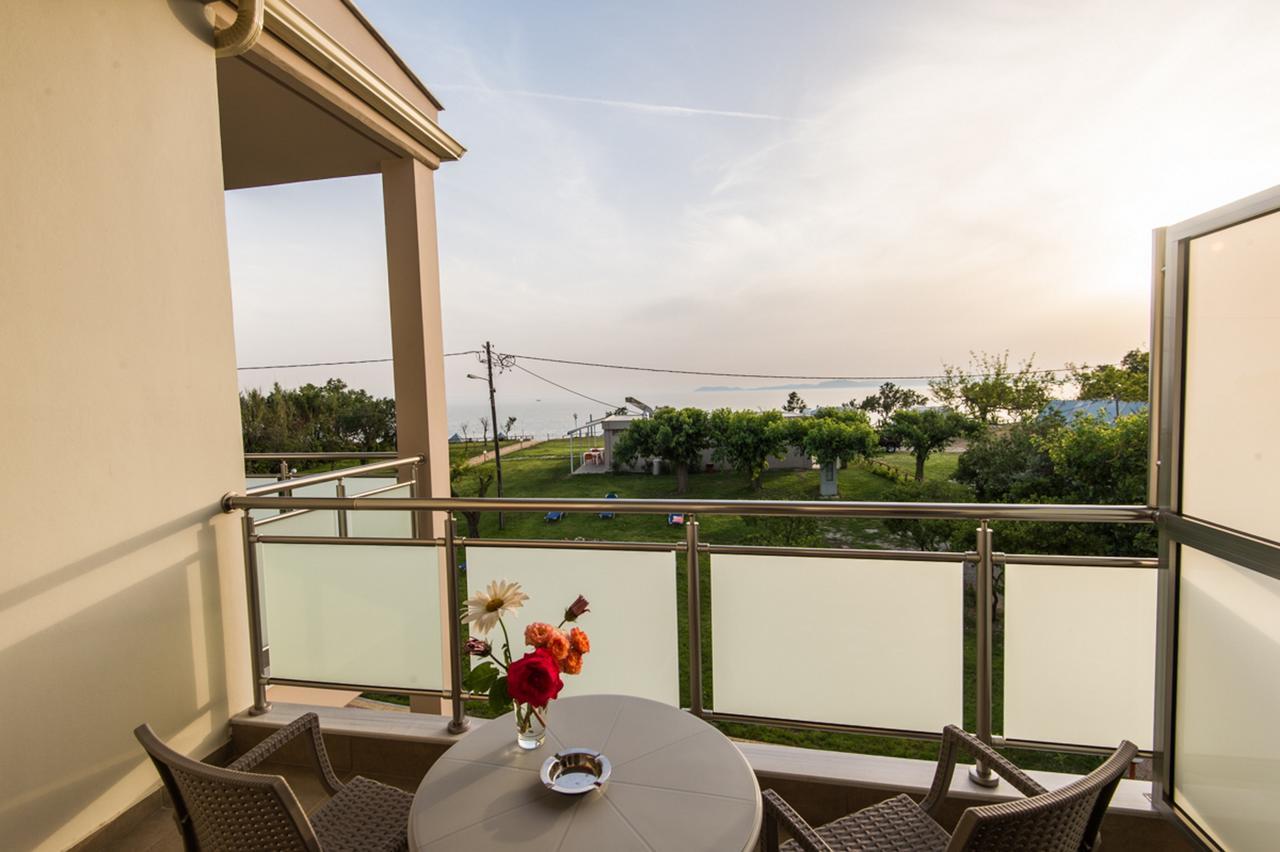 Harmony Hotel Kourouta Dış mekan fotoğraf